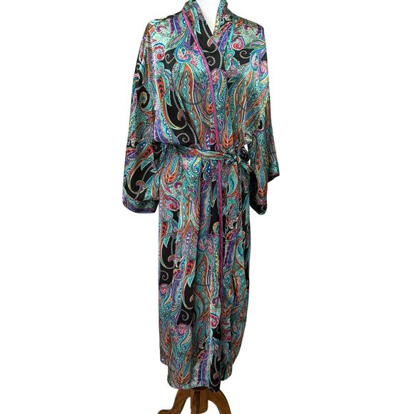 Beth Michaels vintage silky robe, green/black paisley, bohemian, retro glam - Picture 1 of 6